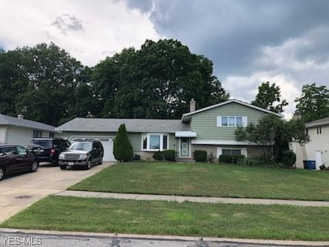 3rd image of 7140 Lakeview Dr