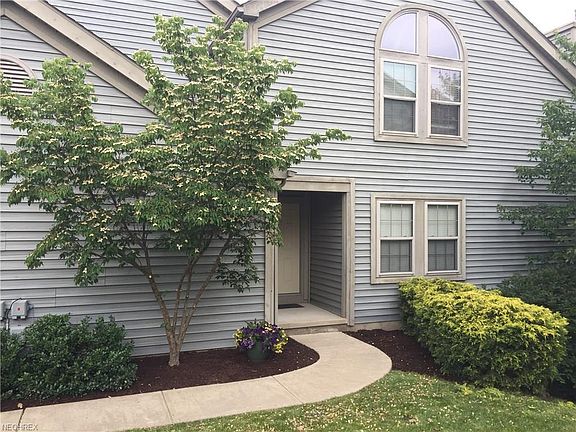 2nd image of 6520 Saint Andrews Dr Unit 3