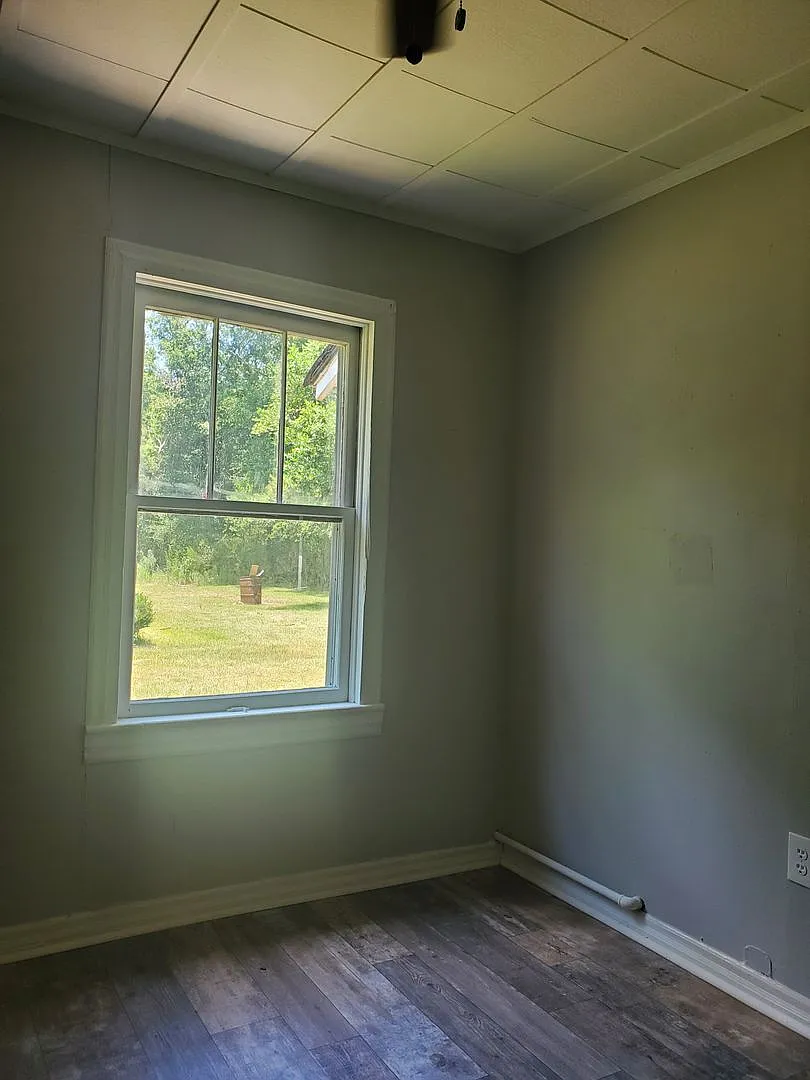 310 Savannah Ave. — Photo 4