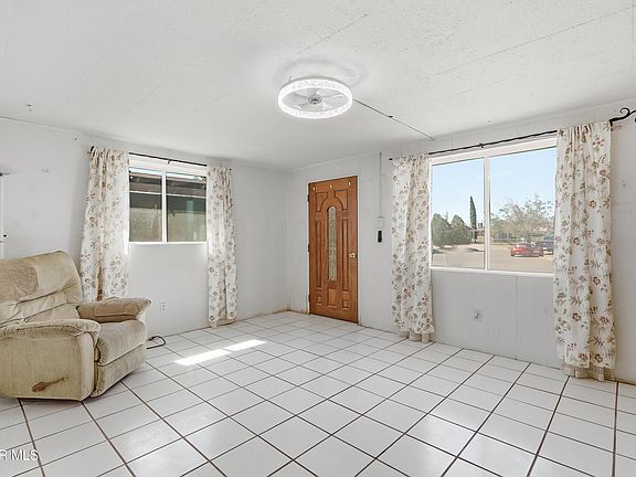 5th image of 7337 Mimosa Ave