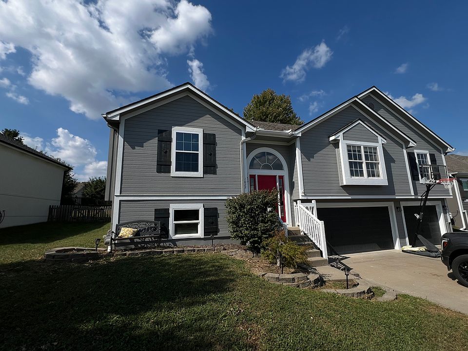 1st image of 1032 Poplar Ln