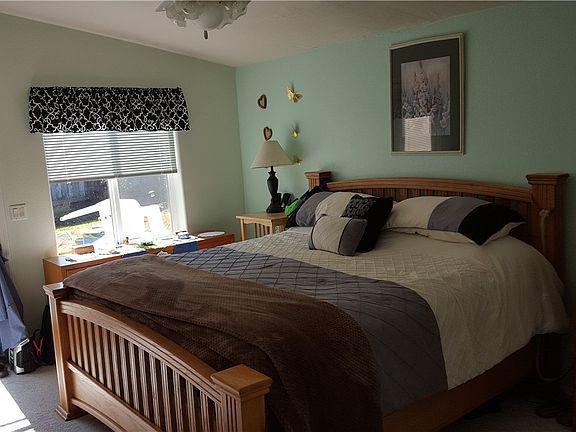 4th image of 5818 89th Street Ct E