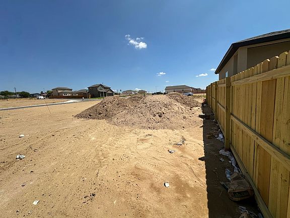 4th image of 5204 Coruna Ct