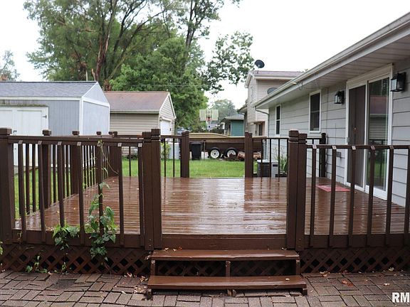 5th image of 202 Winston Ln