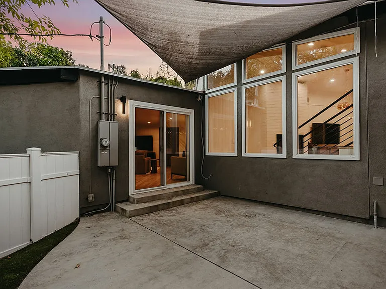 2701 Jalmia Dr — Photo 105