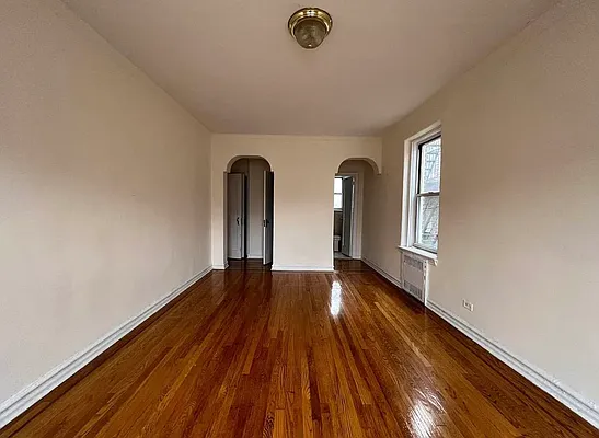 Rented by Queens Apartments Realty LLC | media 7