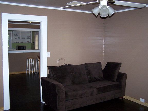 3rd image of 3353 Brushy Mountain Rd