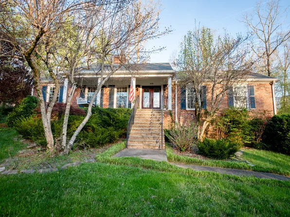 408 Fern Trl, Signal Mountain, TN 37377