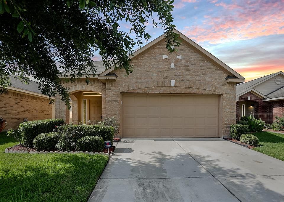 1st image of 19050 Walbrook Meadows Ln