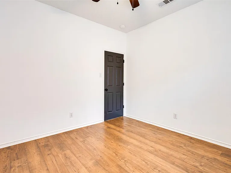 1613 Hightimber Ln — Photo 16