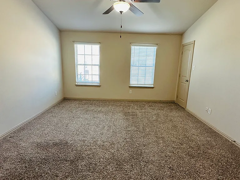 2249 Salado Dr — Photo 20
