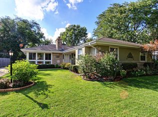 736 Skyline Dr, Barrington, IL
