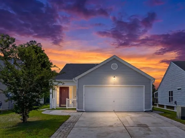 333 Salkahatchie St, Summerville, SC 29485