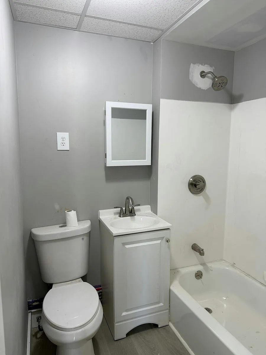 Building Photo - 135 Orange St #2B