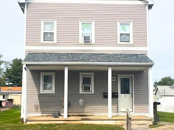 8 Dewey Ave, Washington, IN 47501