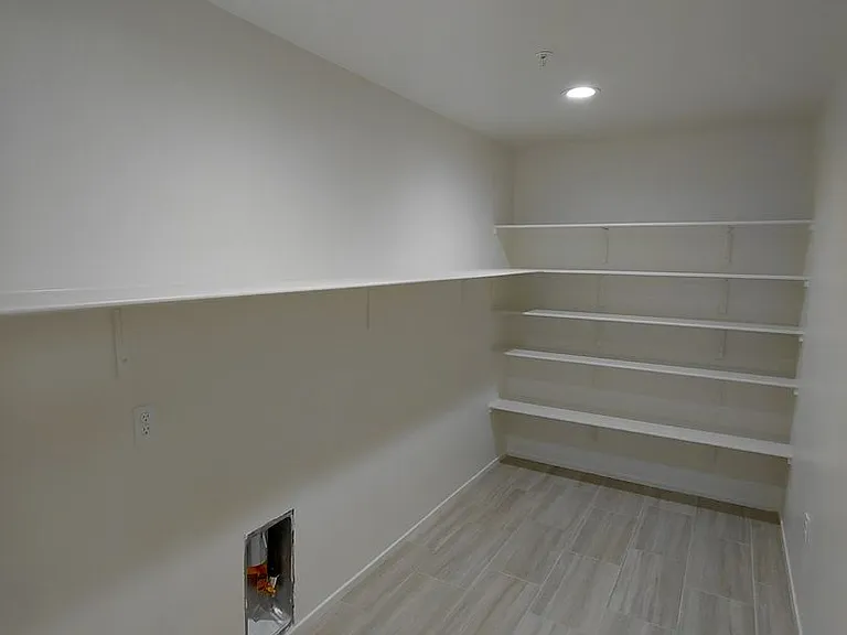 485 Palomino Ct — Photo 9