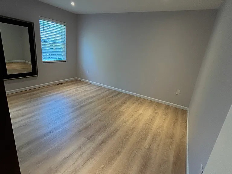 110 Wilshire Ct — Photo 12