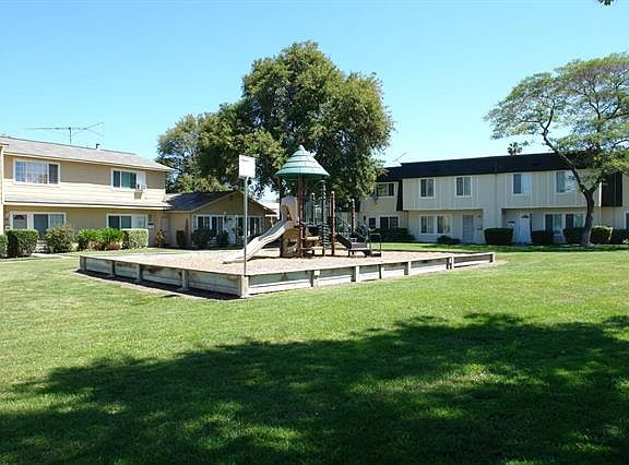 2nd image of 5494 Don Rodolfo Ct