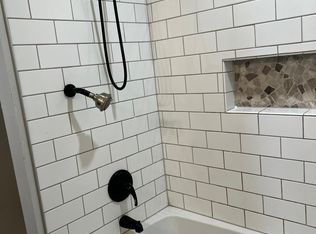 1003 Spring St, Braddock, PA 15104