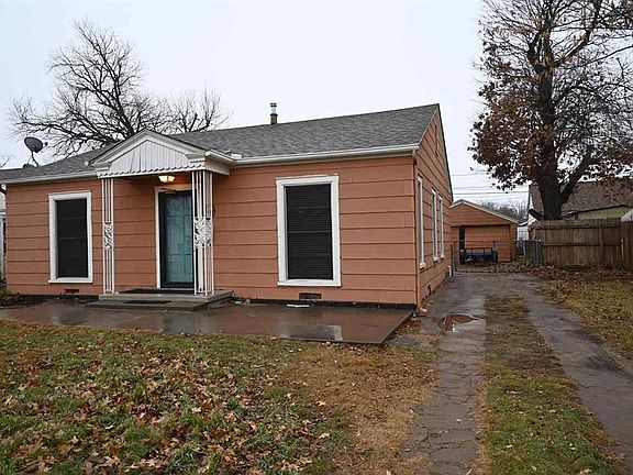 2nd image of 2913 Kenesaw Ave