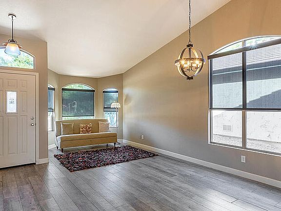 3rd image of 21619 N 43rd Pl