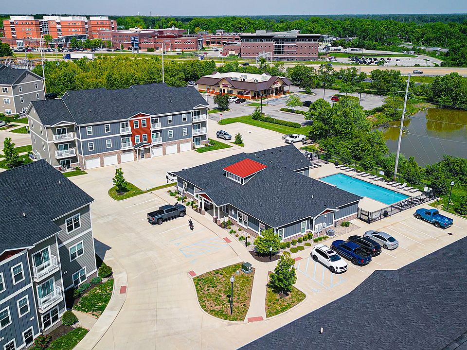 Everything you need, all in one place_from the pool and clubhouse to easy access to local spots.