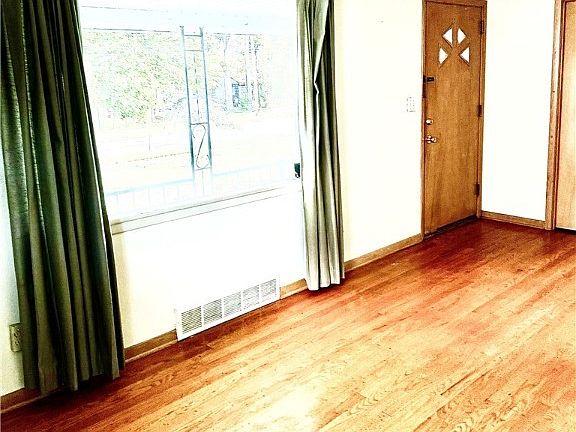 4th image of 710 S Belle Vista Ave