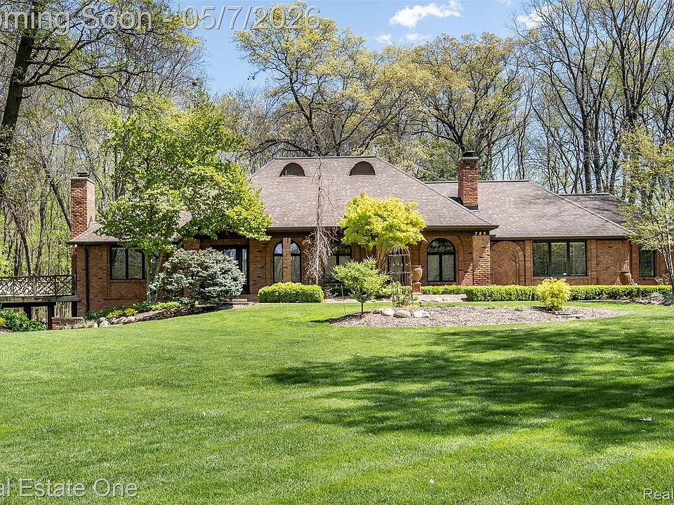 1st image of 785 Old Milford Farms
