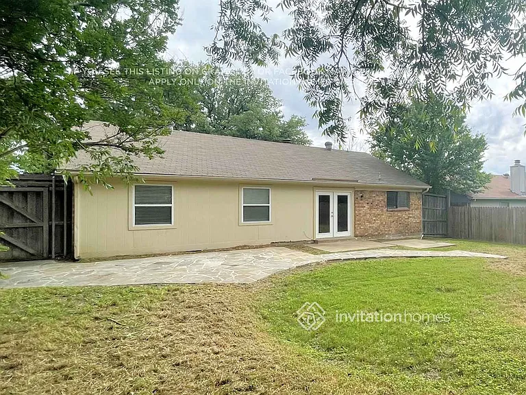6649 Parkwood Dr — Photo 13