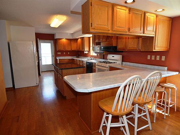Large Breakfast Bar
