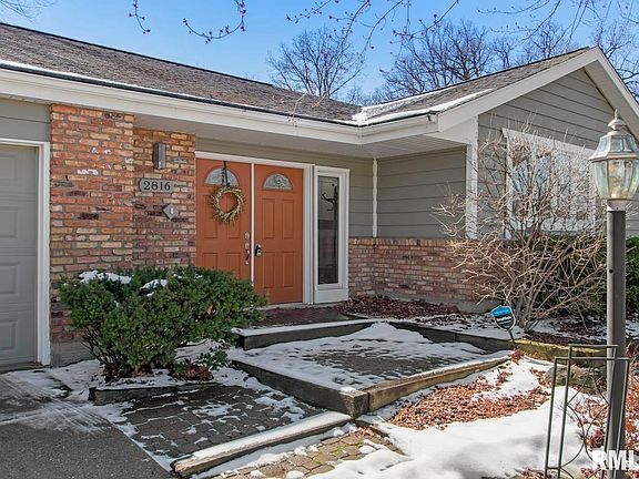 2nd image of 2816 W Richwoods Blvd