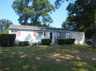 143 Edman St, Warwick, RI 02886