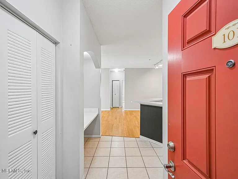 510 Florida Club Blvd #101 — Photo 8