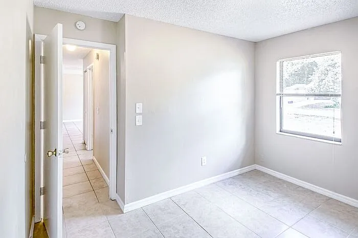 330 Dogwood Ave — Photo 15