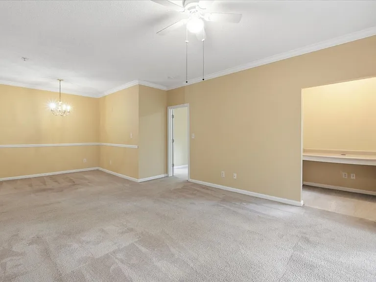1202 Walden Park Dr — Photo 16