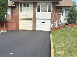 7583 Wildfern Dr, Mississauga, ON L4T3P7