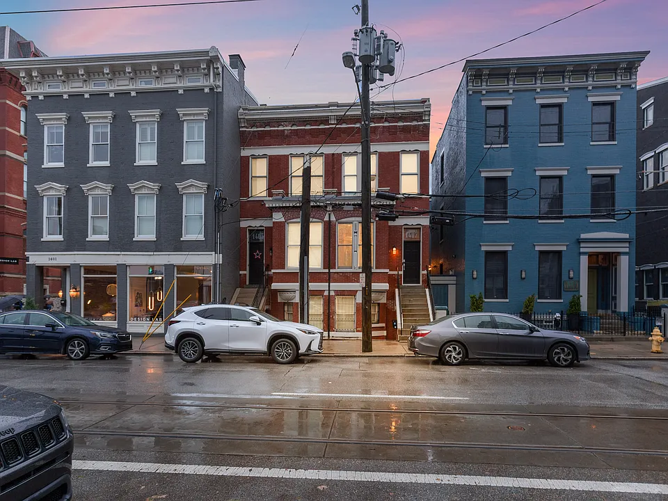 1405 Elm St