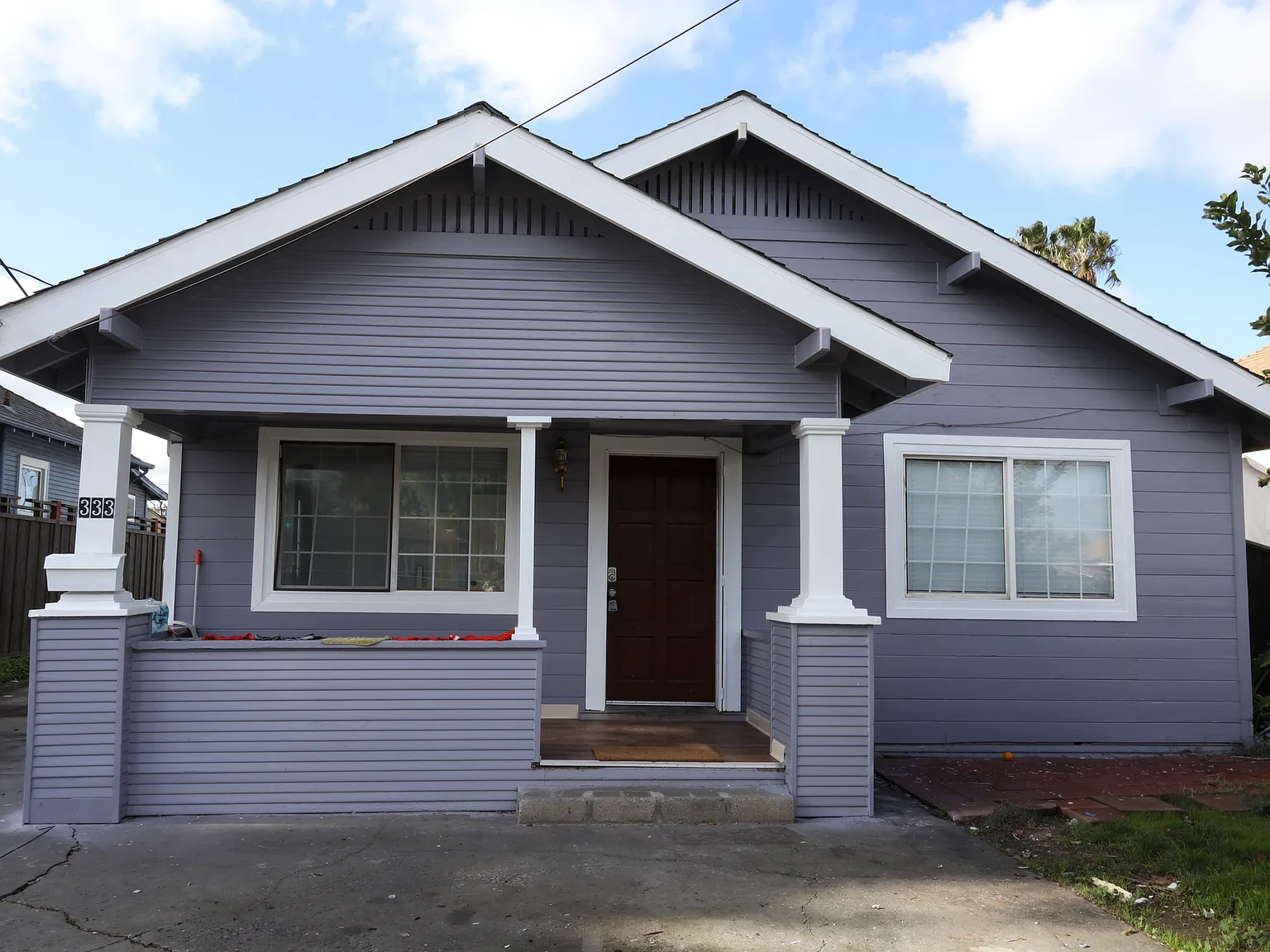 5 bed, 1968 sqft, $950 — Photo 1