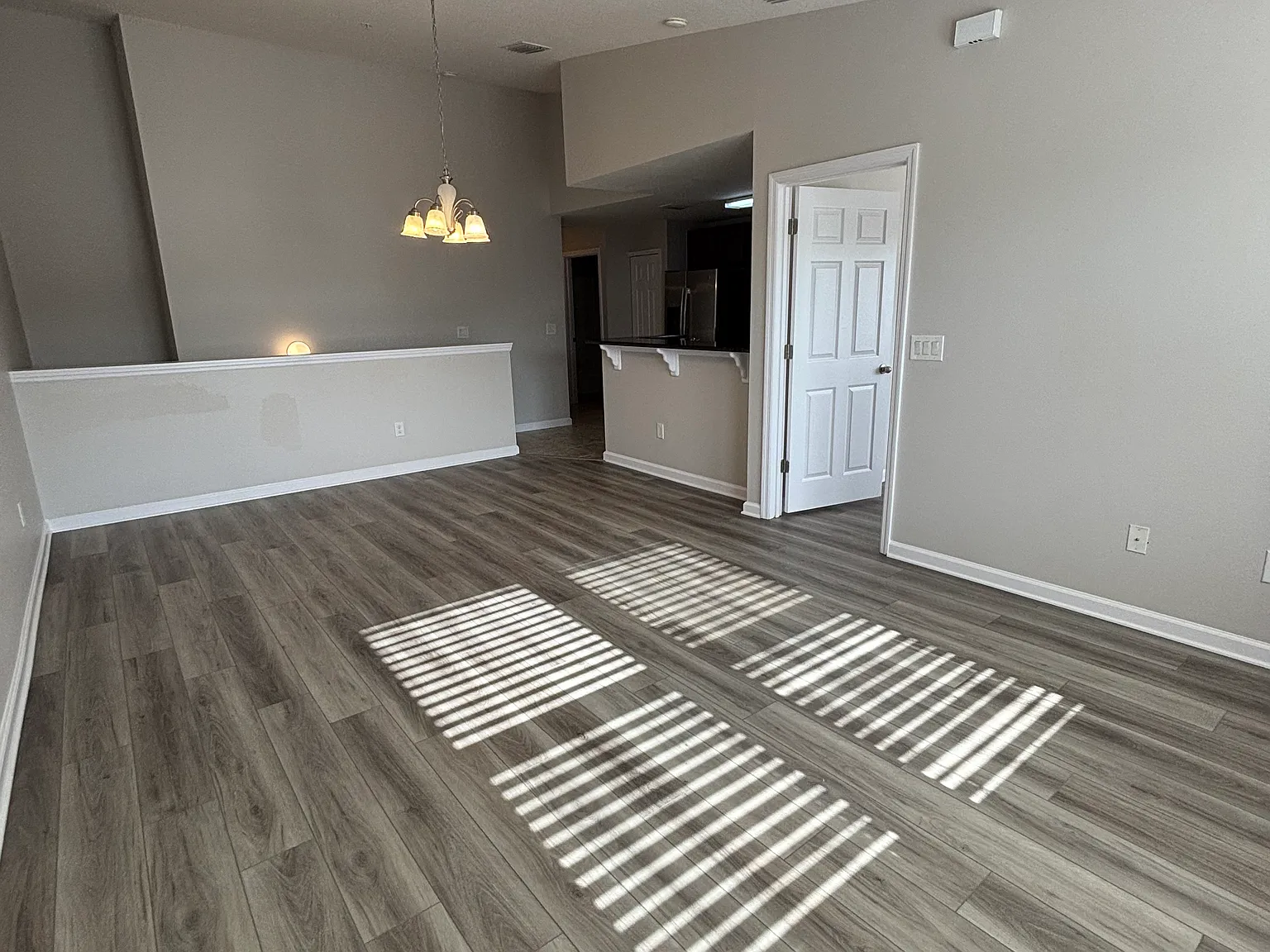 2 bed, 1079 sqft, $1,675 — Photo 4