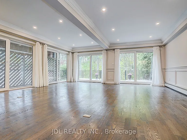 6 Nesbitt Dr — Photo 23