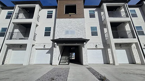 13073 S Newbridge Ln #E-203-13073 Photo 1