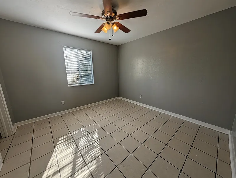 1 bed, 1.0 bath, 480 sqft, $800 — Photo 3
