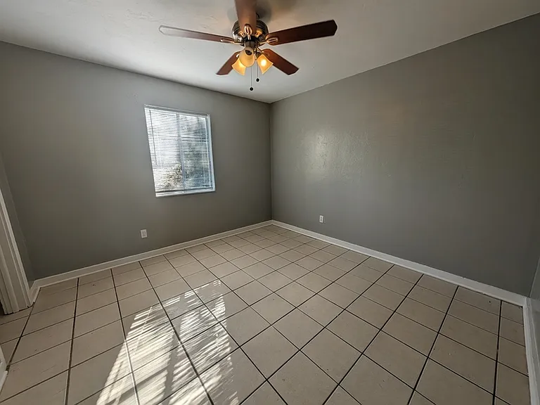 205 Lovelace Dr #1 — Photo 3