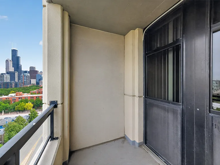 1255 S State St #1304 — Photo 7