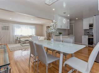 15 Ford Dr W, Massapequa, NY