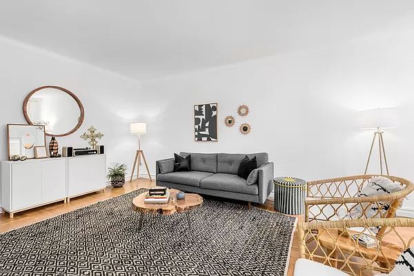 1st image of 135 Hawthorne St APT 5A