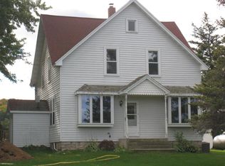 7501 Sand Bay Rd, Sturgeon Bay, WI 54235