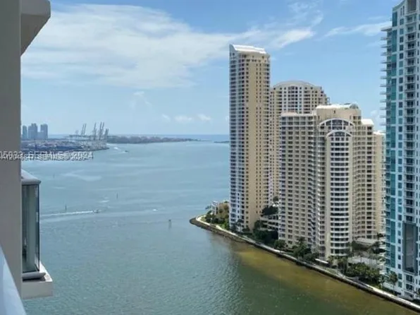300 S Biscayne Blvd, Miami, FL