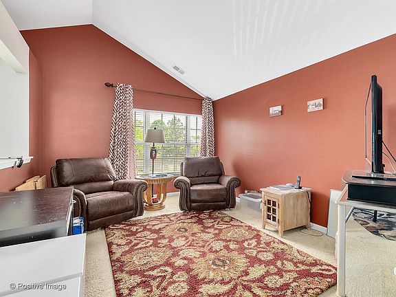 5th image of 371 Ashford Cir Unit 3