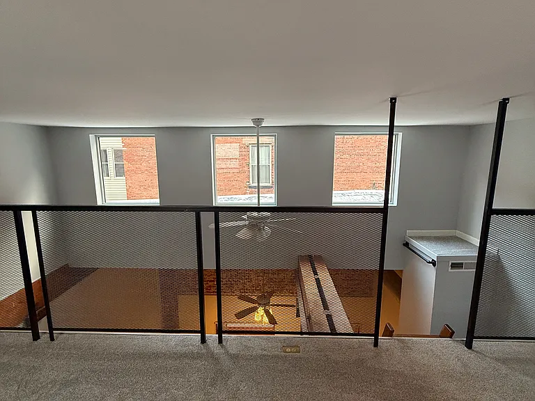325 W 5th St #3 — Photo 19
